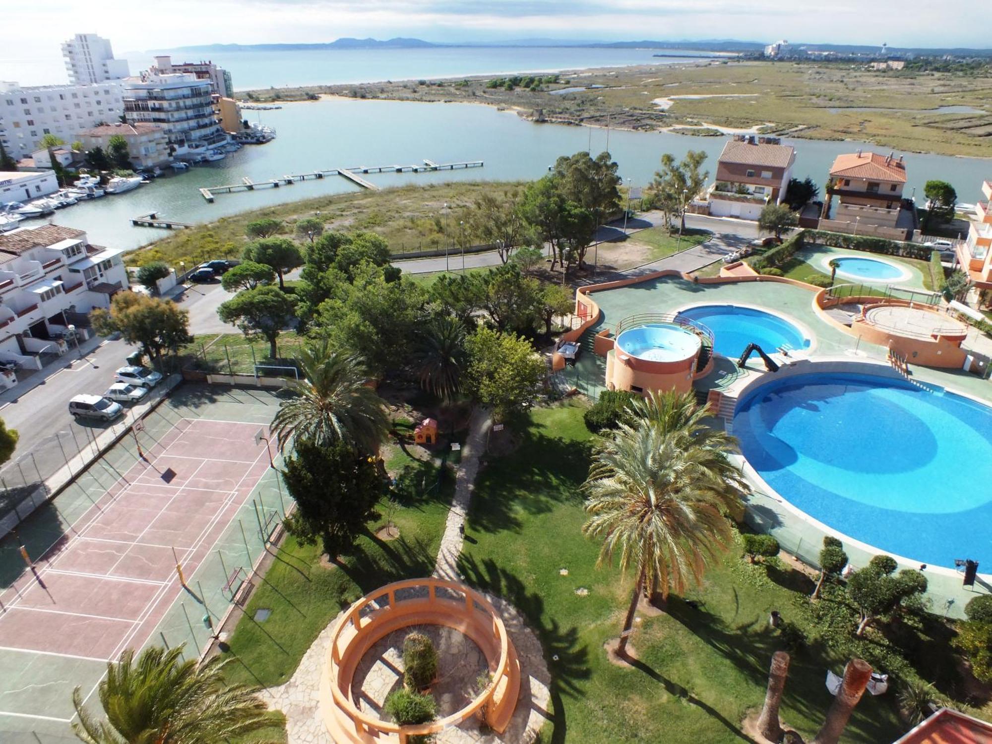 Rnet - 600 Isla De 27a * Roses